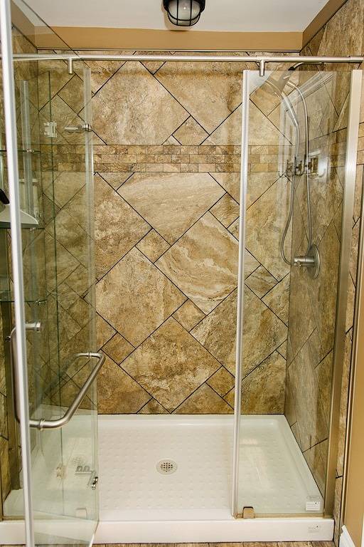 The Hidden Porch at Sir Sam's (hot tub & sauna) in Algonquin Provincial Park