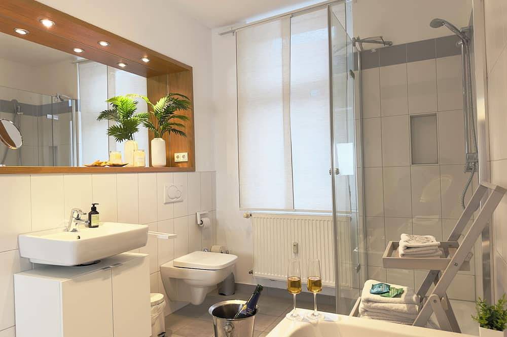 Ganze Wohnung, **Luxus Altstadt Apartment I Xxl Sonnenterrasse I Zentrum** in Altstadt Heidelberg, Heidelberg