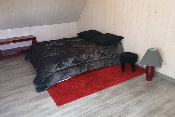 Location de vacances pour 7 personnes, avec jardin à Plouguenast - 4