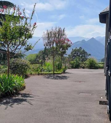 Gîte pour 4 personnes, avec vue et jardin à Bartrès