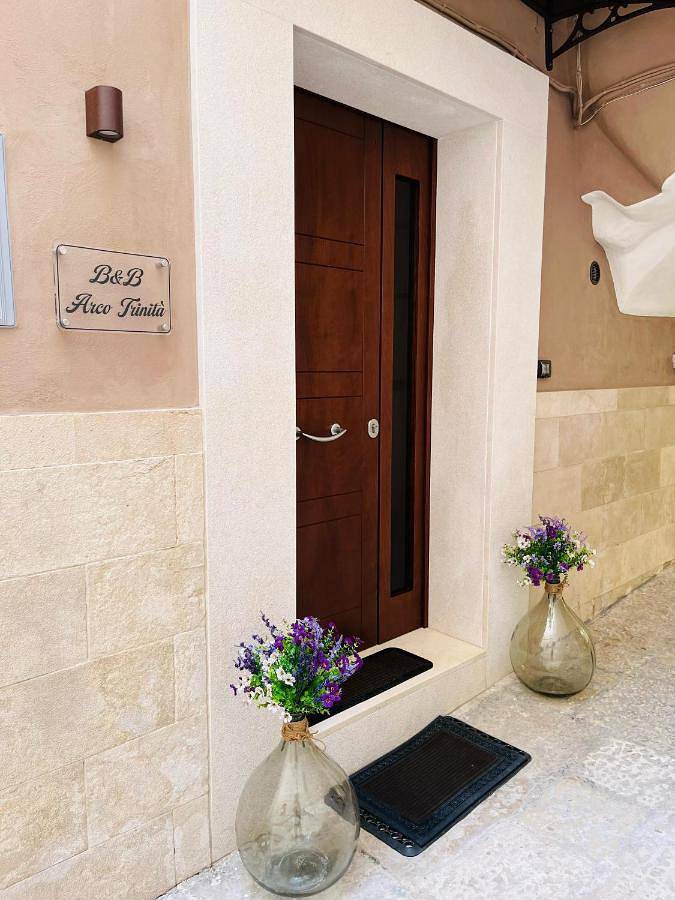 Alojamiento y desayuno para 2 personas, con balcón y jardín en Bari