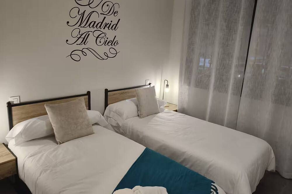 Appartement entier, Torrejón Suites Apartment. Under 9 in Torrejón de Ardoz, Communaute de Madrid