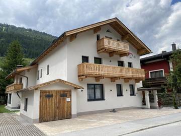 Ferienwohnung für 3 Personen, mit Balkon und Ausblick in Bad Gastein