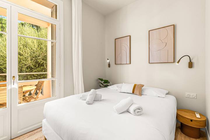 Apartamento entero, 625 Liberation - Lot 5 in Saint-Laurent-du-Var, Costa mediterránea (Francia)
