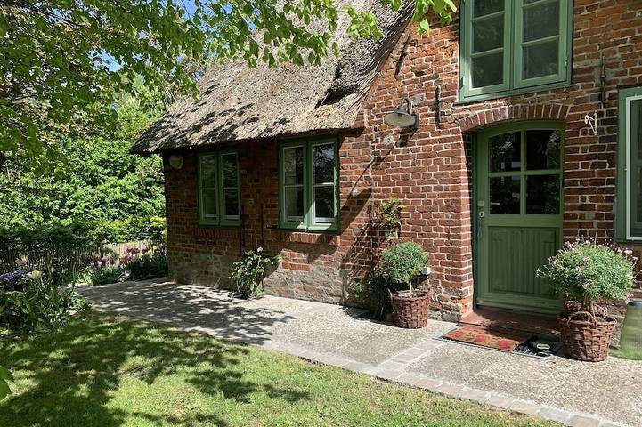Ferienhaus für 6 Personen, mit Whirlpool und Terrasse sowie Garten und Sauna in Witzwort