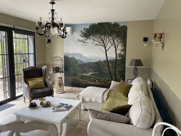 Gîte pour 6 personnes, avec jardin et terrasse ainsi que piscine et jacuzzi à Nans-les-Pins - 4