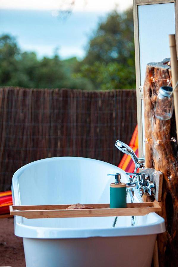 Tente pour 2 personnes, avec jardin ainsi que vue et terrasse en Corse-du-Sud - 4