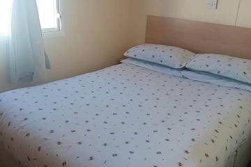 Glamping for 6 People in St Osyth, Essex, Photo 1