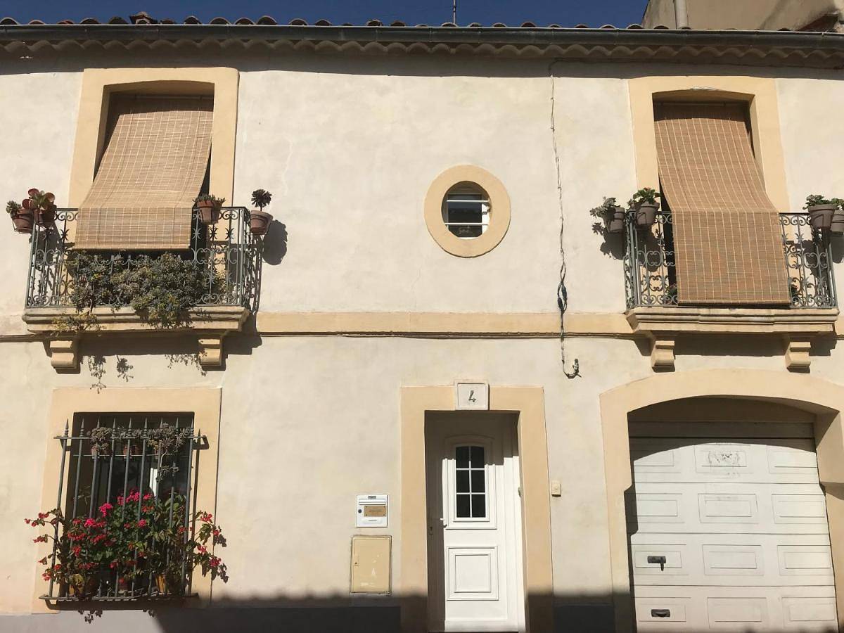 Simone's Houses in Montpellier, Côte méditerranéenne (France)