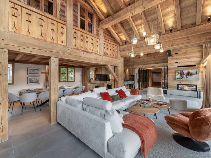 Chalet für 12 Personen, mit Whirlpool und Sauna sowie Terrasse in Courchevel