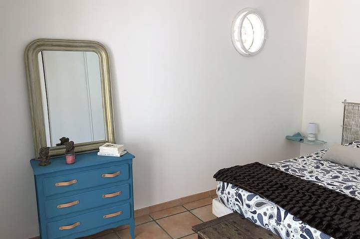 Location de vacances pour 6 personnes, avec jardin à Puimisson - 2