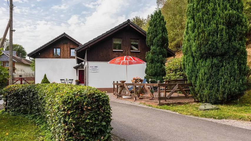 Ferienwohnung für 3 Personen, mit Garten
