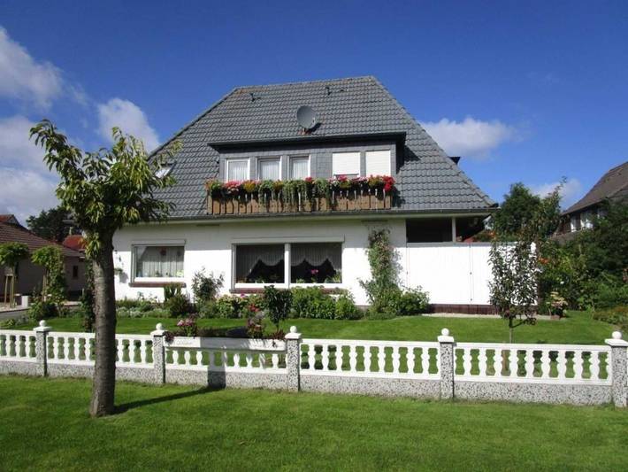 Ferienwohnung für 2 Personen, mit Garten und Balkon in Carolinensiel