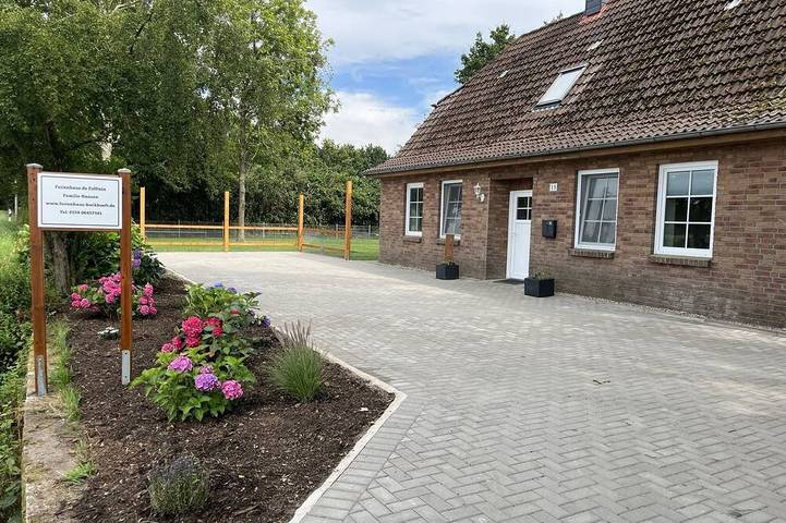 Ferienhaus für 8 Personen, mit Terrasse und Garten