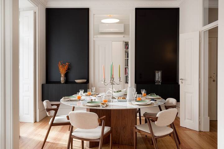 Apartamento entero, Elegant 3Br Lapa Residence | Balcony, Ac & Parking in Lapa, Lisboa