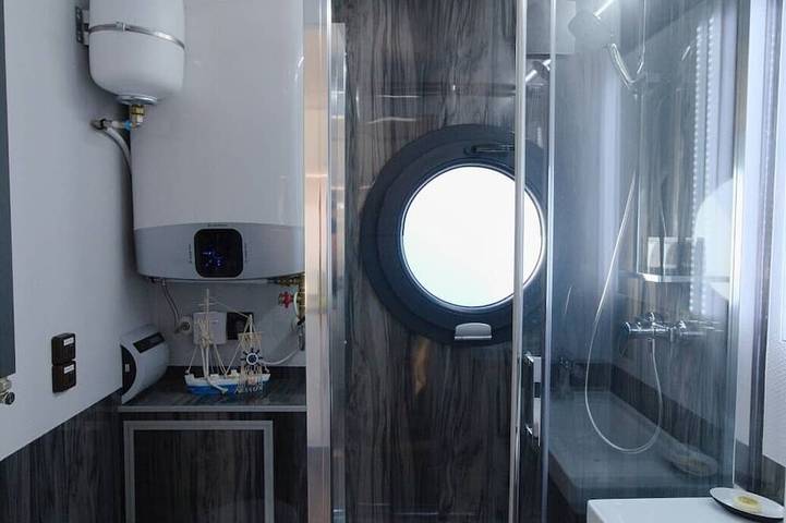 Hausboot für 6 Personen, mit Balkon an der Kieler Bucht - 4