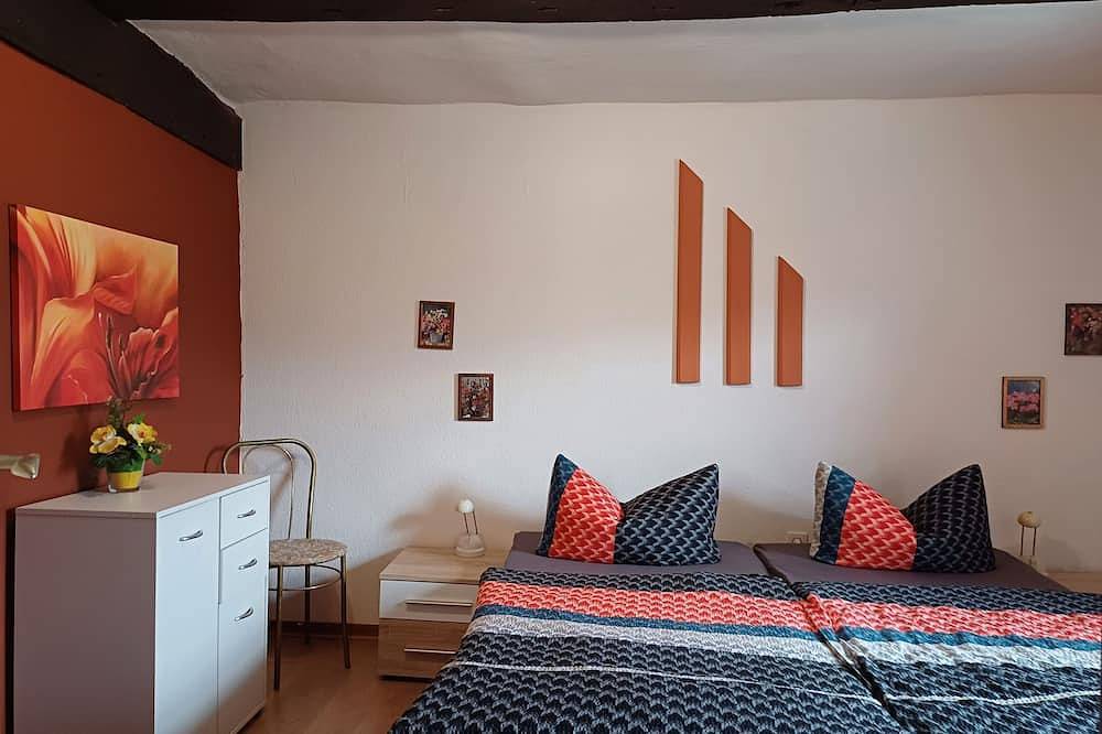 Ganze Wohnung, Doppelzimmer ohne Frühstück - Pension Altes Haus in Hann. Münden, Werratal