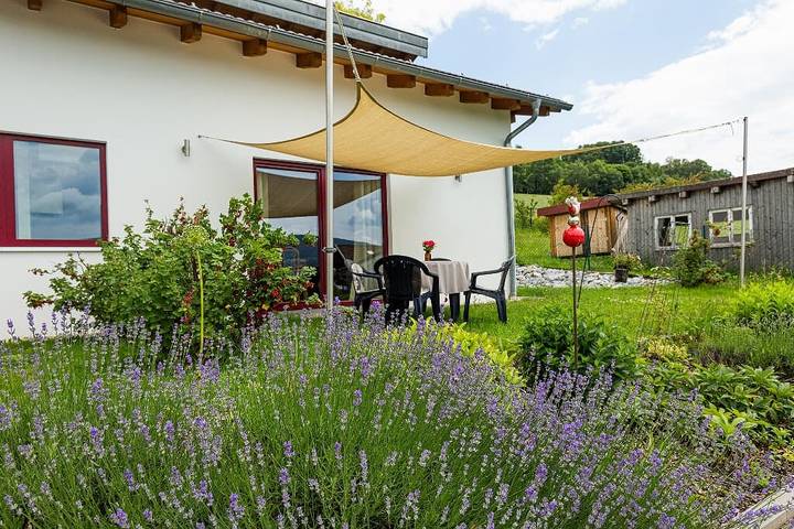 Ferienwohnung für 4 Personen, mit Garten und Balkon - 1