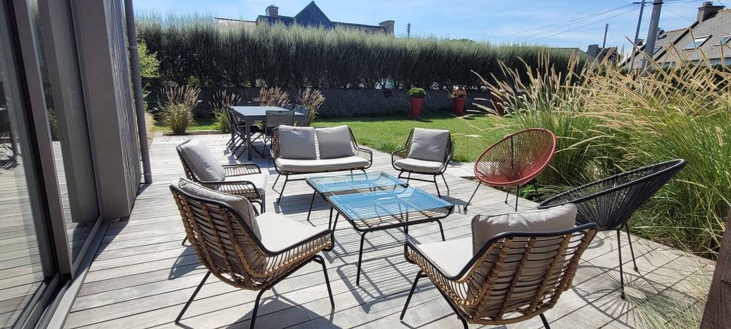 Gîte pour 12 personnes, avec piscine ainsi que terrasse et jardin, animaux acceptés à Plounéour-Trez - 4