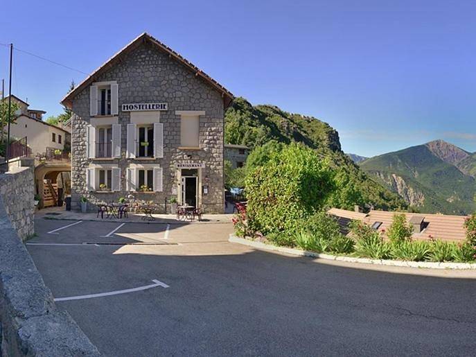 Hôtel pour 2 personnes, avec vue et terrasse à Rimplas