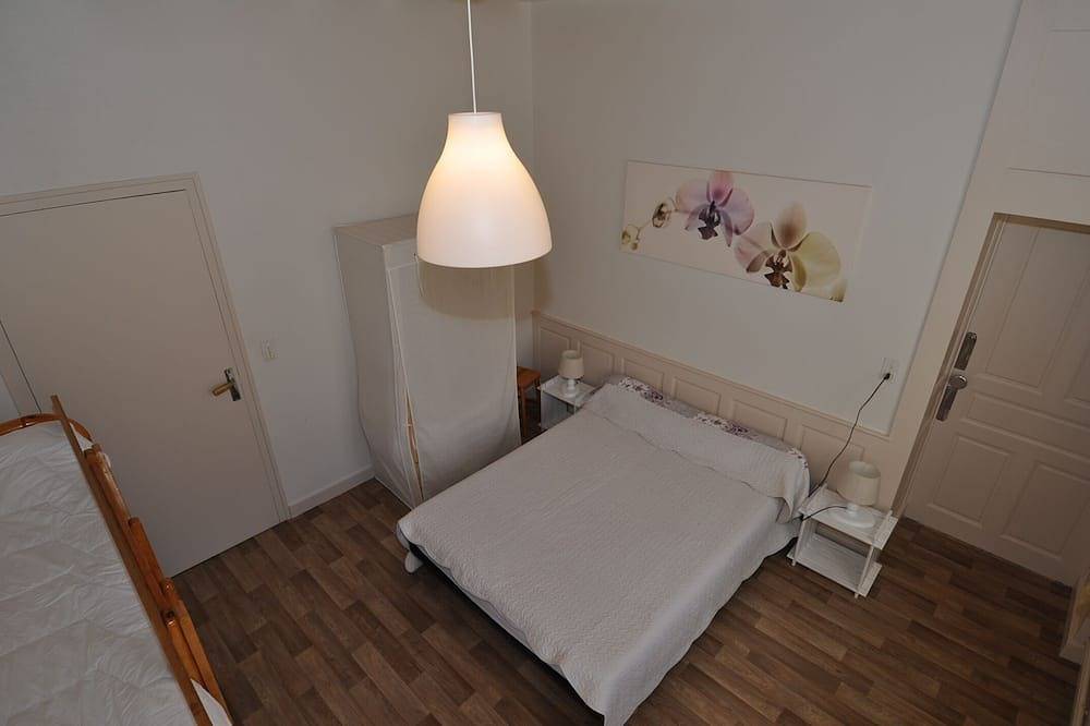 Entire apartment, Apartment Prémanon town center 6p in Prémanon, Parc naturel régional du Haut-Jura