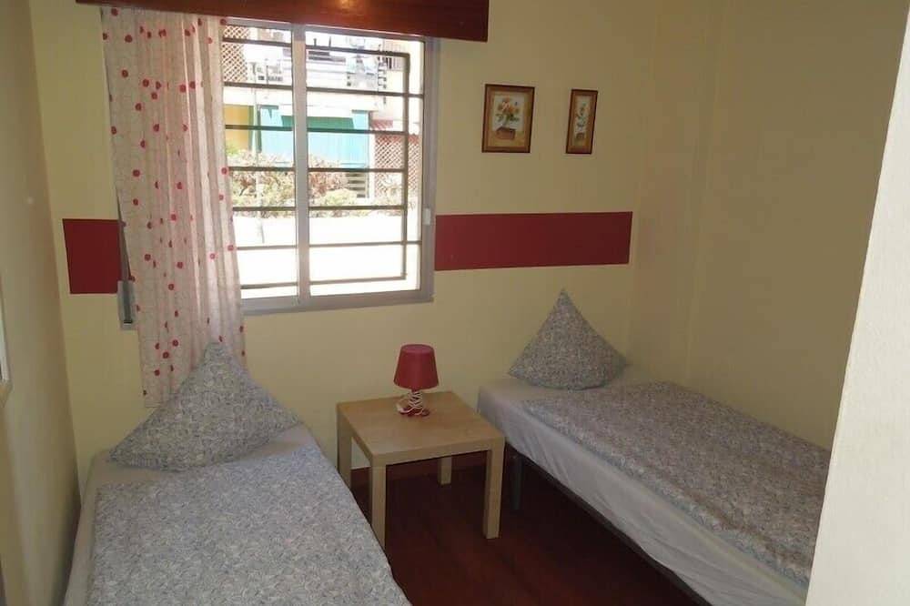 Ganze Wohnung, Apartm. Cristimar in zentr. Lage, nur wenige Schritte zum traumhaften Sandstrand in Los Cristianos, Arona