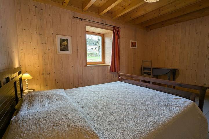 Gîte pour 9 personnes, avec Jardin à Riotord - 3