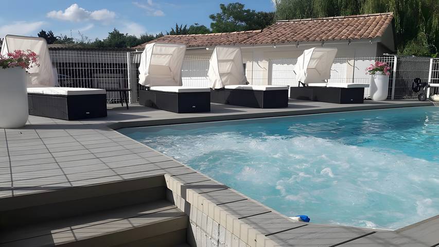 Chambre d’hôte pour 2 personnes, avec Jardin dans le Gard