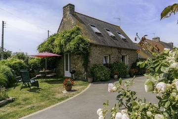 Location de vacances pour 2 personnes, avec jardin, animaux acceptés à Saint-Jean-du-Doigt