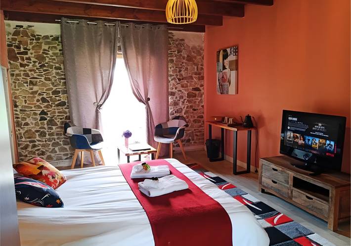 Chambre d’hôte pour 2 personnes, avec jardin, adapté aux familles dans Parc naturel régional des Marais du Cotentin et du Bessin - 4