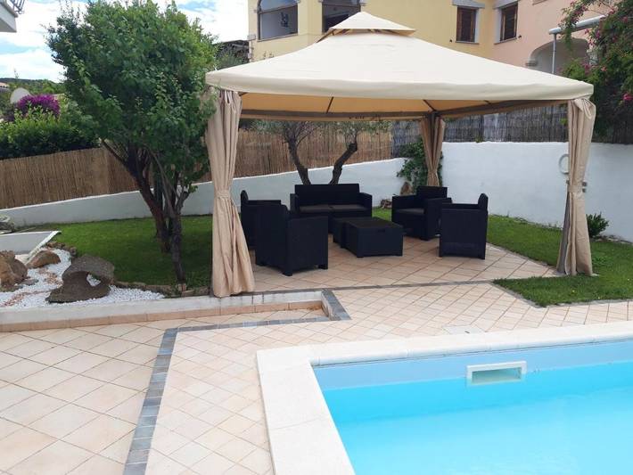 Chambre d’hôte pour 2 personnes, avec vue ainsi que piscine et jardin à Budoni - 4