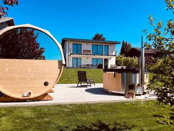 Location de vacances pour 6 personnes, avec jardin et balcon ainsi que jacuzzi et sauna à Laubach (Hesse)