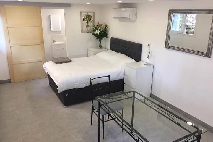 Für 2019 neu renoviert!  Luxus-Villa in Südfrankreich für 10 in Le Rouret, Mittelmeerküste (Frankreich)