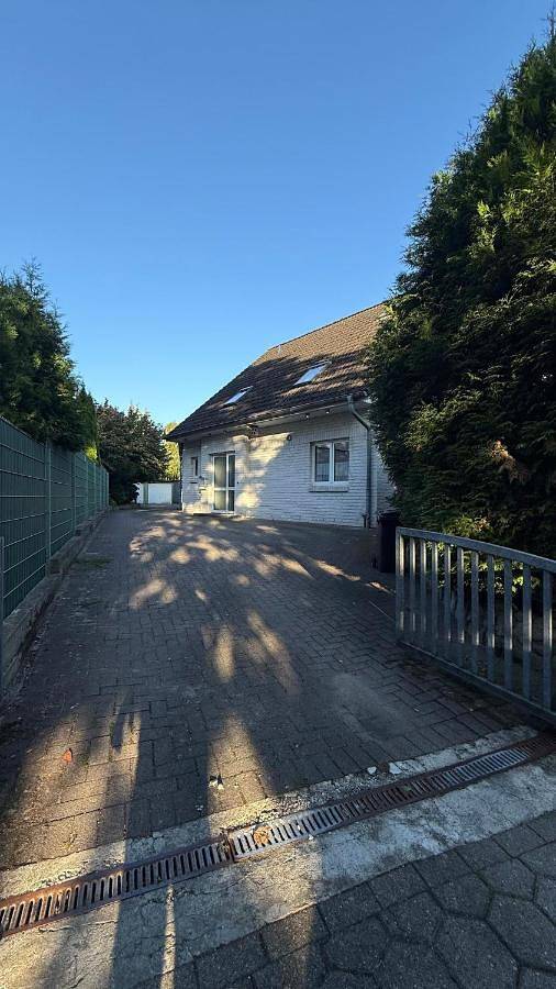 Ferienhaus für 16 Personen, mit Balkon und Terrasse sowie Garten und Ausblick in Rahlstedt Hamburg