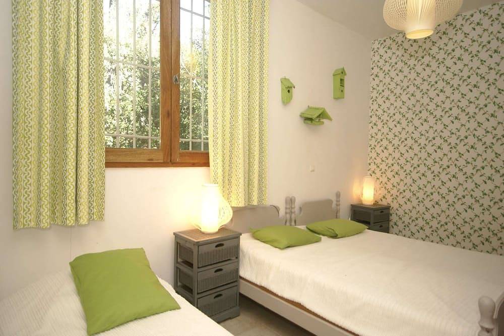 Villa in Crillon-le-Brave am Mont Ventoux in Crillon-le-Brave, Parc naturel régional du Mont-Ventoux