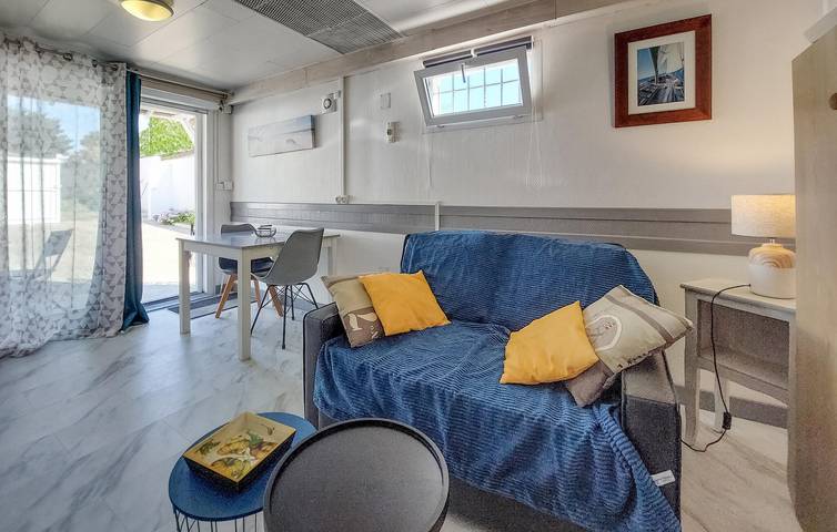 Location de vacances pour 2 personnes, avec jardin et terrasse, animaux acceptés à Rivedoux-Plage - 2