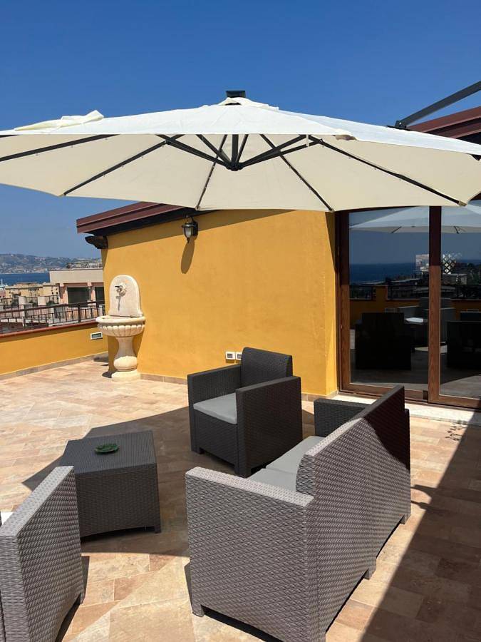 Appartamento per 4 persone, con Terrazza e Panorama a Villa San Giovanni