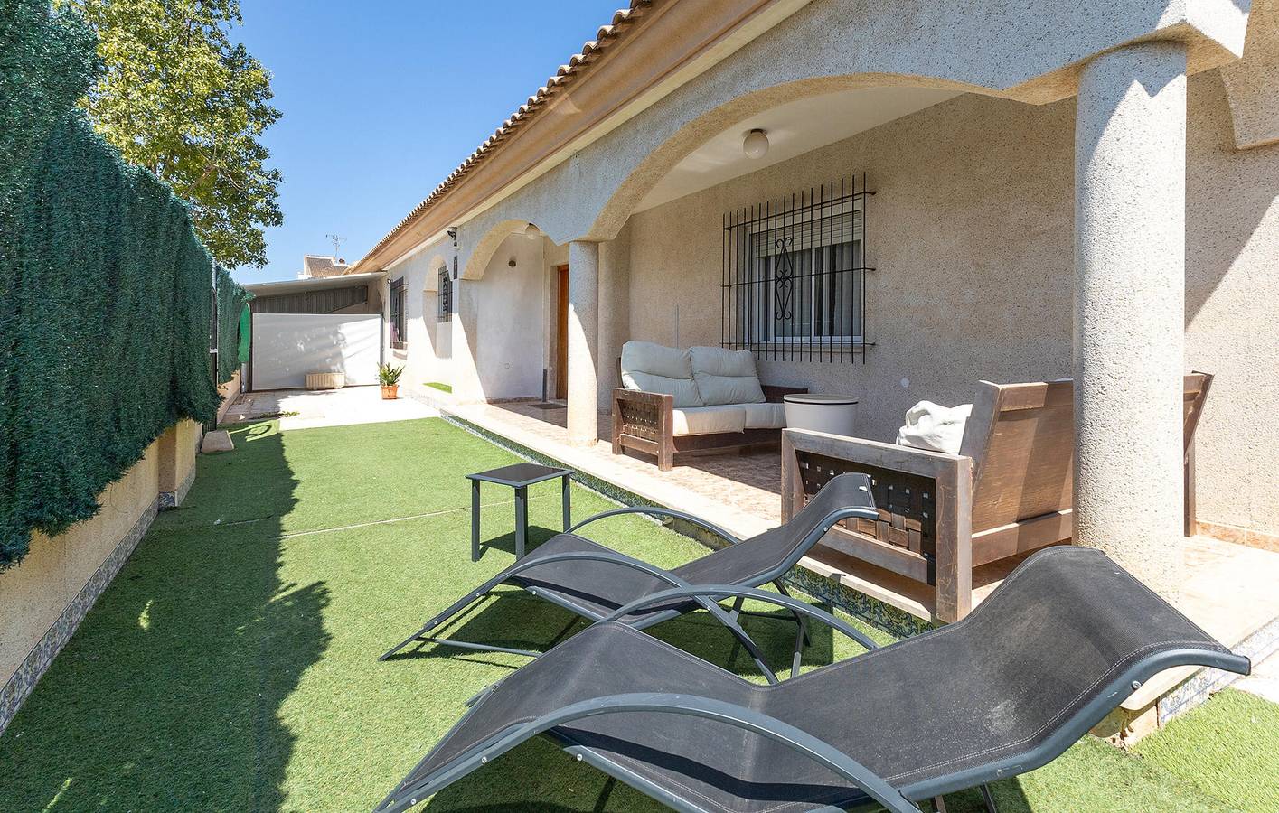 Gemütliches Apartment mit Terrasse, WiFi & AC - nahe der Küste und Restaurants in Golf Resorts Murcia, Mar Menor