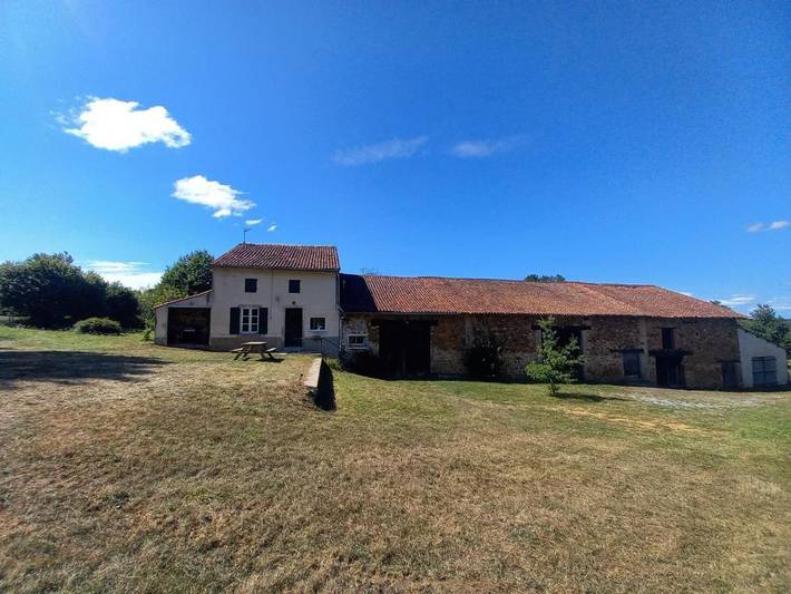 Location de vacances pour 4 personnes, avec jardin à Bellac - 2
