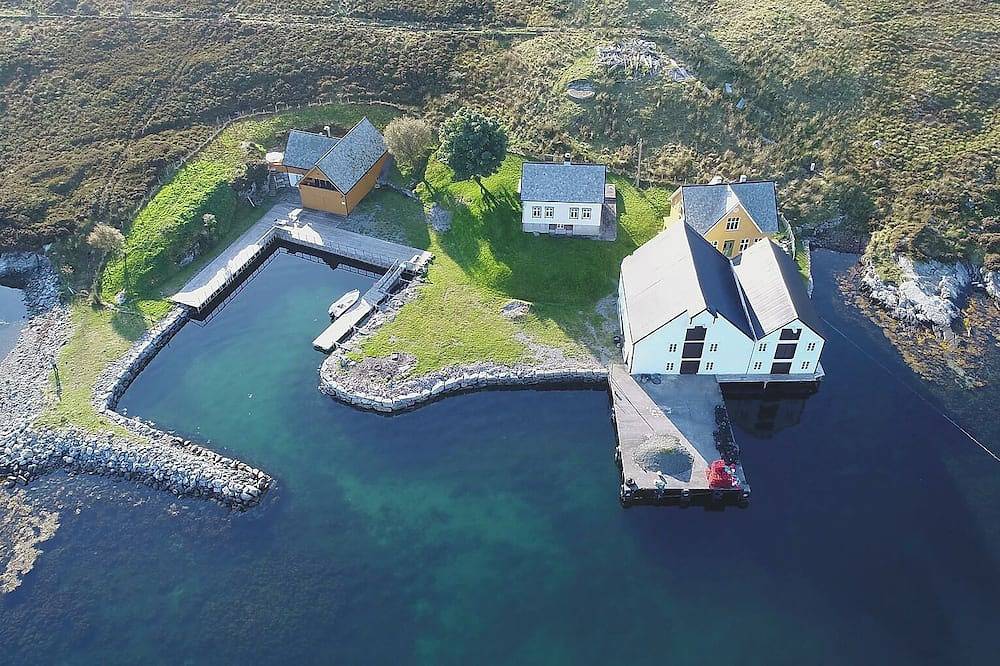 Eget Hus På En Øy Midt I Havgapet! Fantastisk Perle! in Sande (Norwegen)