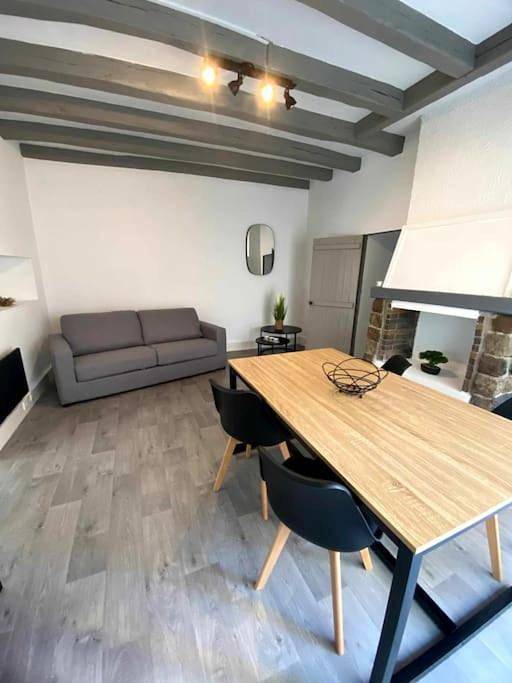 Location de vacances pour 6 personnes, avec balcon à Saint-Florent-le-Vieil - 3