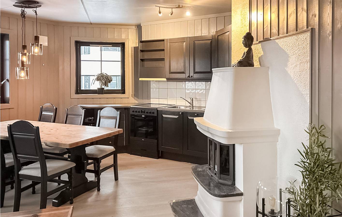 Hel ferieleilighet, Ferieleilighet for 6 personer med utsikt in Norefjell, Krødsherad 