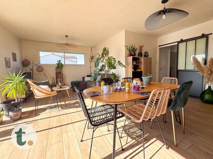 Location de vacances pour 3 personnes, avec jardin, adapté aux familles à Saint-Malô-du-Bois - 2