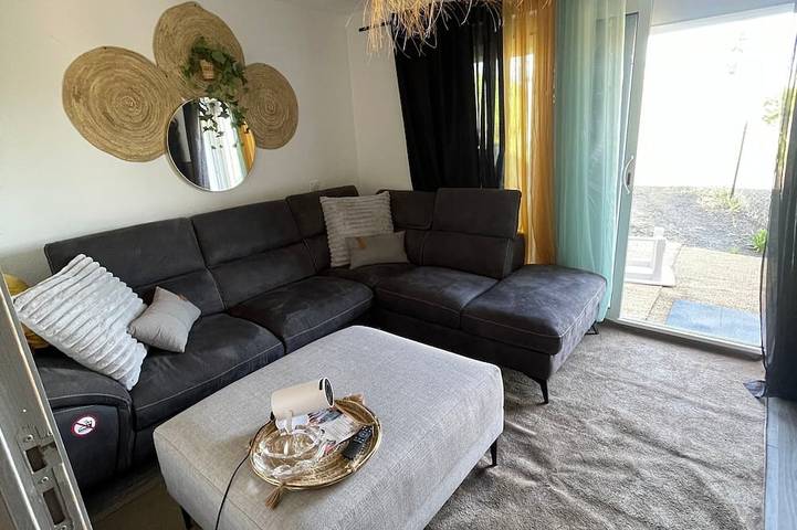 Location de vacances pour 5 personnes, avec terrasse et jardin à Vieille-Brioude