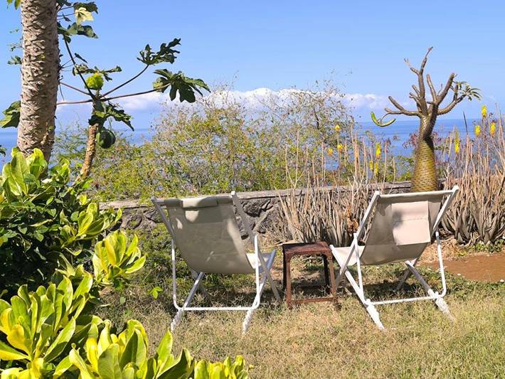 Gîte pour 4 personnes, avec jardin et jacuzzi à Les Trois-Bassins - 2