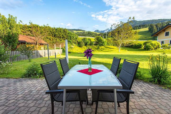 Ganze Wohnung, "Sunshine Aich" by Alpenidyll Apartments in Aich, Schladming-Dachstein