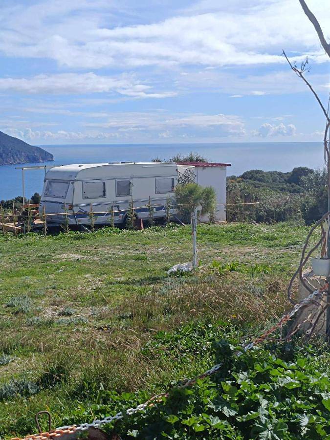 Fox Caravan in Corfou