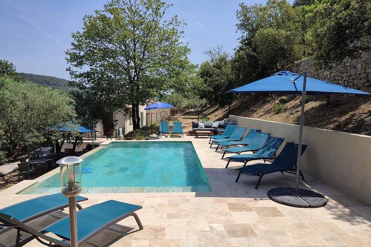 Location de vacances pour 6 personnes, avec Balcon et Jardin à Callas - 4