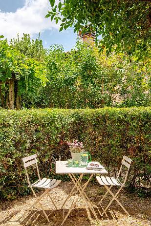 Ehemaliges Kloster mit Blick auf die umbrische Landschaft in Perugia, Perugia Provinz