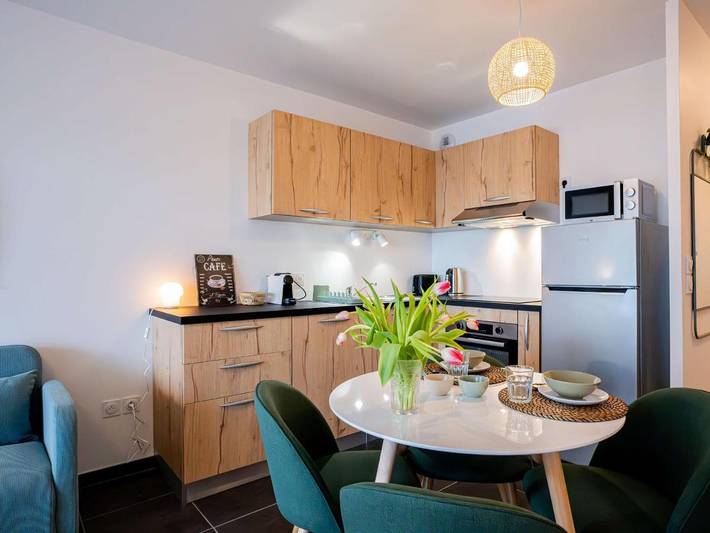 Gîte pour 2 personnes, avec Terrasse et Piscine dans Thermes des Hespérides - 4